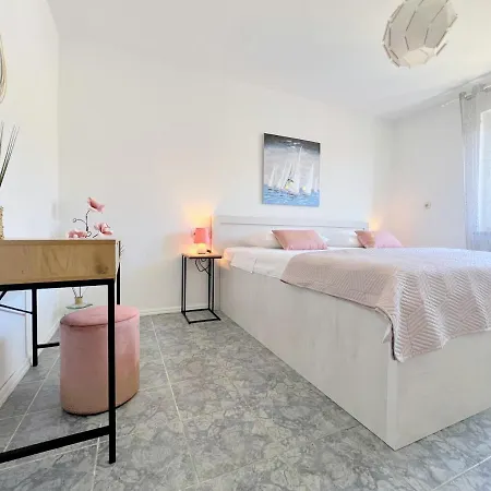 Appartement Rab Greeny