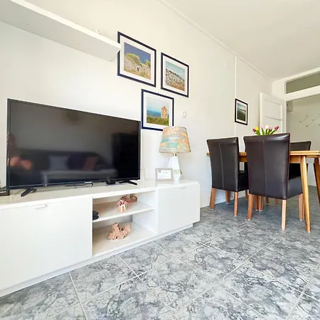 Apartamento Rab Greeny Rab Town